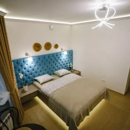 Apartment Vip Studio On E. Polotskoy 5 *