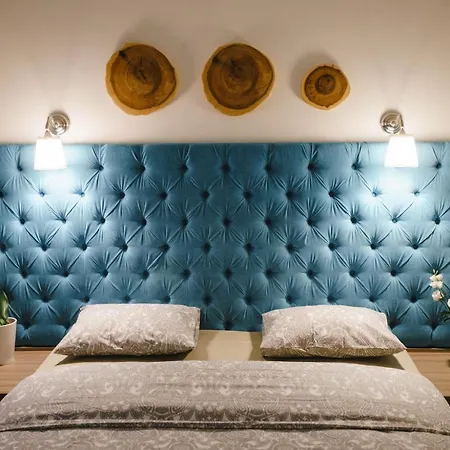 Vip Studio On E. Polotskoy 5 *