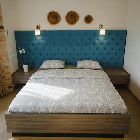 Apartment Vip Studio On E. Polotskoy 5